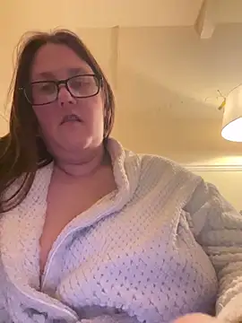Snapshot of Foxy_Evie40XO chatting on December 28, 2024, 4:30 pm Foxy Evie40XO online show from December 28, 2024, 4:30 pm