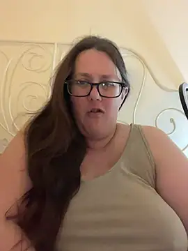 Snapshot of Foxy_Evie40XO chatting on March 12, 2025, 12:15 pm Foxy Evie40XO online show from March 12, 2025, 12:15 pm