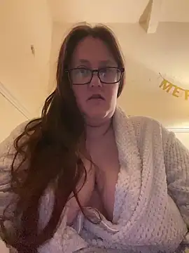 Snapshot of Foxy_Evie40XO chatting on December 24, 2024, 6:22 am Foxy Evie40XO online show from December 24, 2024, 6:22 am