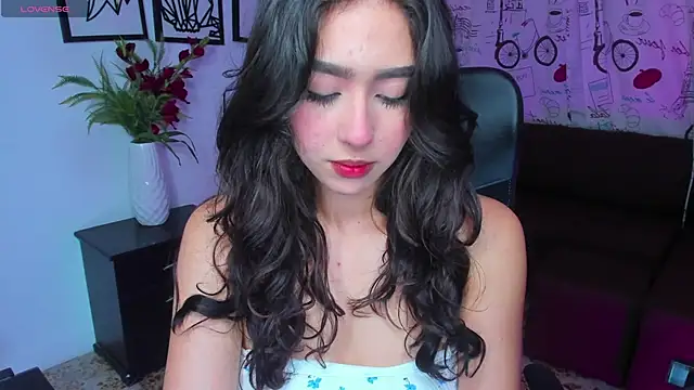 Snapshot of Danielacossio chatting on February 25, 2025, 3:42 am Danielacossio online show from February 25, 2025, 3:42 am