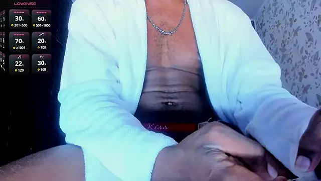 Snapshot of JD_THEBABY chatting on February 17, 2025, 3:44 pm JD THEBABY online show from February 17, 2025, 3:44 pm