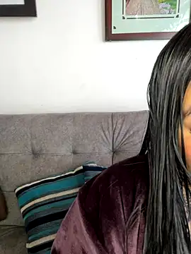 Annie9  online show from September 9, 2025, 10:08 pm