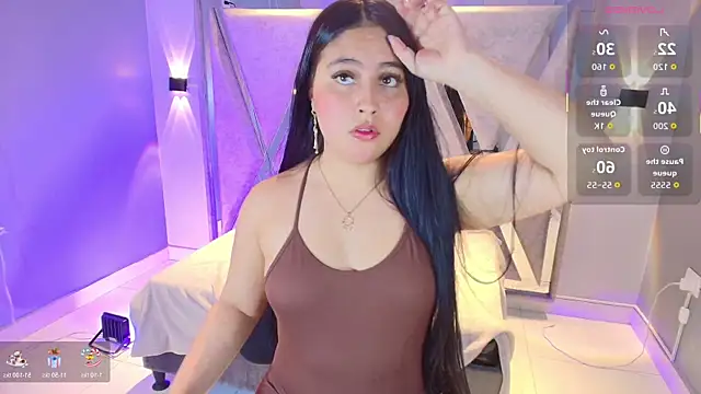 Annie9  online show from December 15, 2025, 6:36 pm