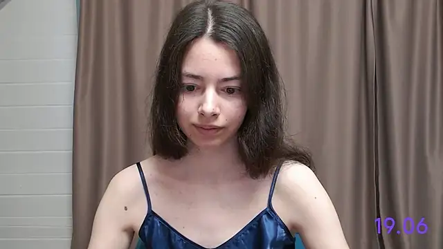 sweet sweet angel online show from June 19, 2026, 8:20 am