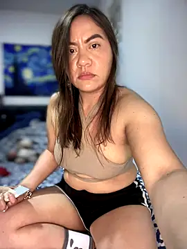 Iam  Cristal online show from October 11, 2025, 12:11 am