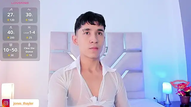 Thayler jones online show from April 16, 2026, 11:11 am