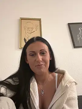 Snapshot of SweNatasha chatting on January 14, 2025, 9:09 pm SweNatasha online show from January 14, 2025, 9:09 pm