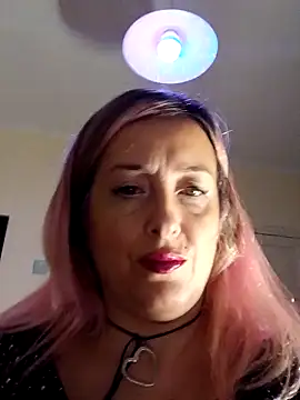 Snapshot of DesireSatler chatting on April 4, 2026, 4:52 am DesireSatler online show from April 4, 2026, 4:52 am