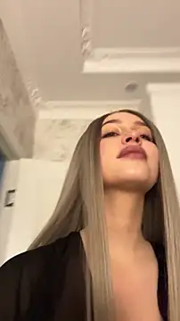 KikiWatson online show from February 23, 2026, 6:19 pm