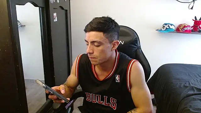 kv   xxx  online show from November 10, 2025, 5:29 pm