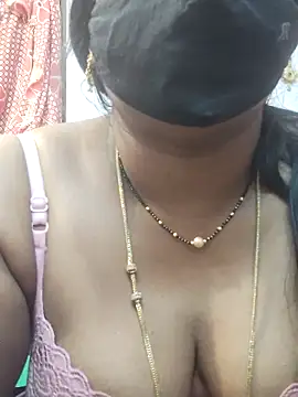 sana14 online show from May 15, 2026, 10:52 pm
