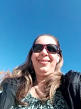 uber babe online show from December 1, 2025, 11:22 am