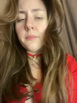 Snapshot of Topvi_ chatting on February 14, 2025, 2:54 pm Topvi  online show from February 14, 2025, 2:54 pm