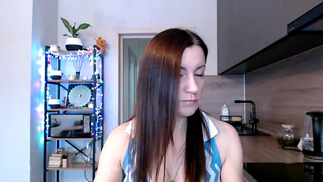 Snapshot of jainesummer chatting on February 18, 2025, 7:32 am jainesummer online show from February 18, 2025, 7:32 am