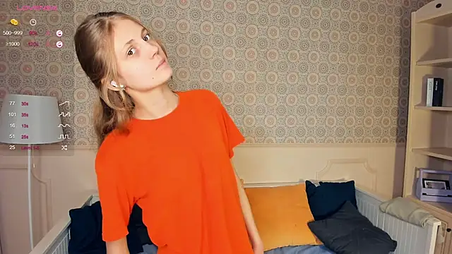 GlennaArras online show from December 16, 2024, 10:08 am