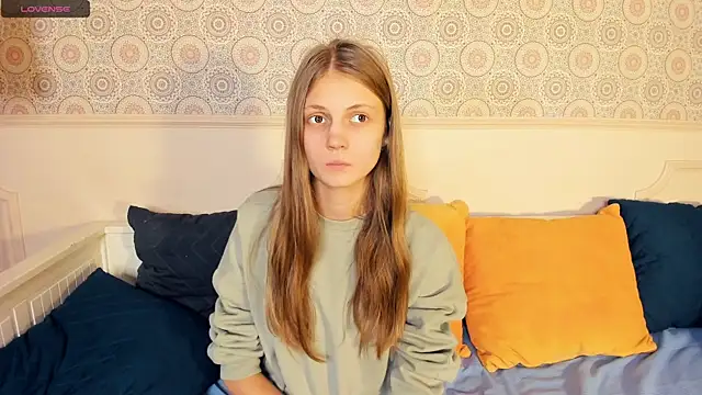 GlennaArras online show from December 7, 2024, 2:30 pm