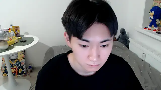 Miram Yu online show from November 16, 2025, 2:49 am