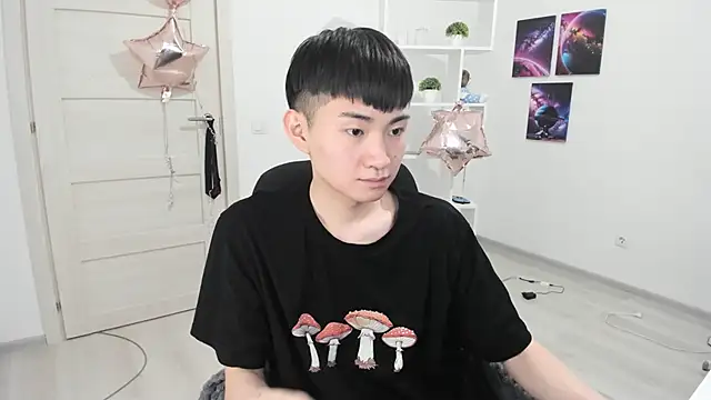 Miram Yu online show from March 21, 2025, 8:29 pm