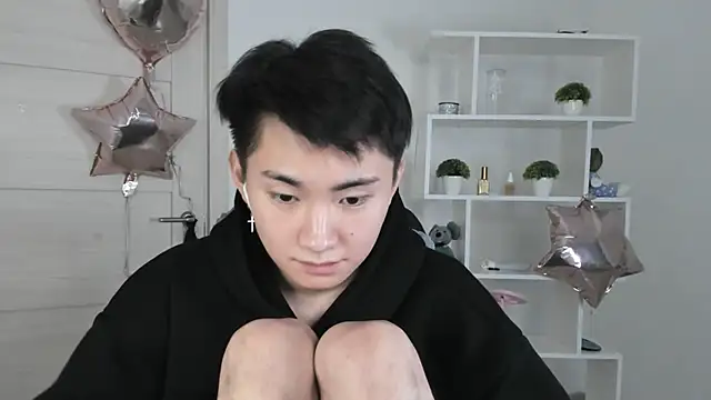 Miram Yu online show from December 6, 2024, 12:11 pm