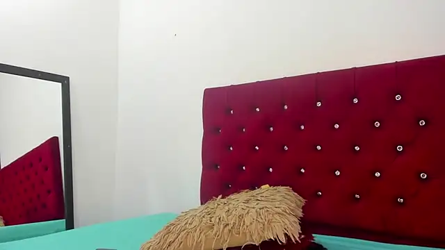 Snapshot of Melody_Megann chatting on February 3, 2026, 11:26 am Melody Megann online show from February 3, 2026, 11:26 am