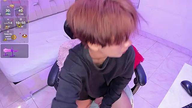 Eriol  online show from November 15, 2025, 12:31 pm