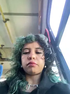 Sweet Chaos online show from December 17, 2025, 2:33 pm