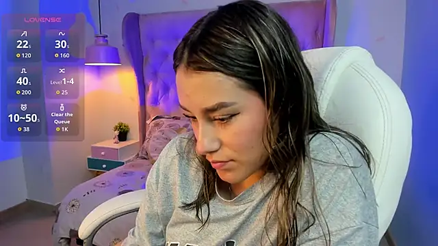  Sophie  miller online show from January 12, 2026, 7:31 pm