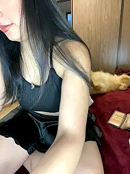 Effyvice13 online show from November 13, 2025, 5:50 pm