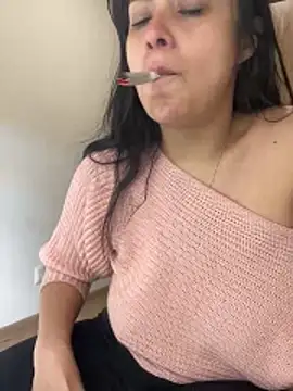 Effyvice13 online show from December 17, 2025, 8:36 pm