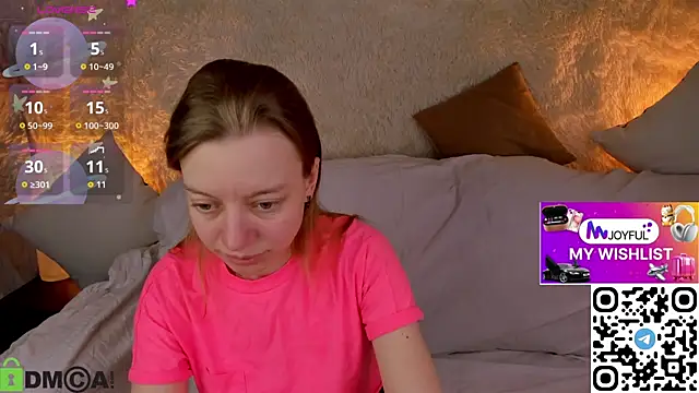 Snapshot of Michelle_Blond chatting on December 18, 2025, 7:35 am Michelle Blond online show from December 18, 2025, 7:35 am