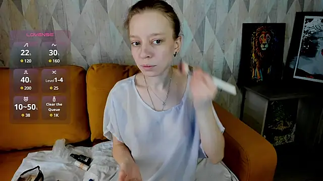 Snapshot of Michelle_Blond chatting on March 17, 2025, 7:02 am Michelle Blond online show from March 17, 2025, 7:02 am