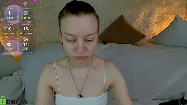 Snapshot of Michelle_Blond chatting on December 16, 2025, 8:07 am Michelle Blond online show from December 16, 2025, 8:07 am