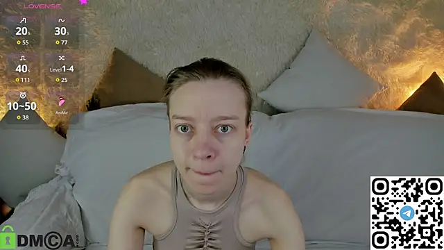 Snapshot of Michelle_Blond chatting on January 13, 2026, 7:01 am Michelle Blond online show from January 13, 2026, 7:01 am