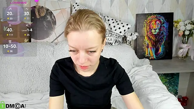 Snapshot of Michelle_Blond chatting on September 29, 2025, 6:53 am Michelle Blond online show from September 29, 2025, 6:53 am