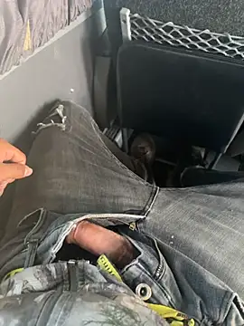 Mortero0o0 online show from April 8, 2026, 4:41 pm