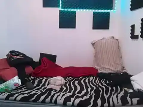 Mortero0o0 online show from December 3, 2024, 12:30 am