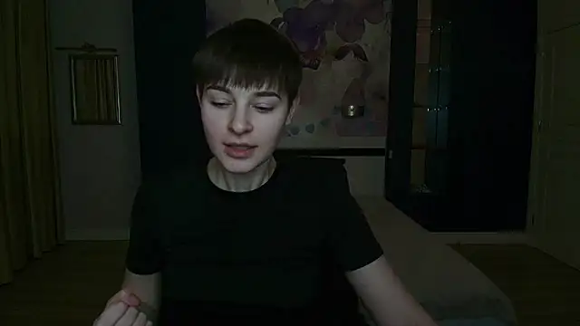 Snapshot of EmiliaYours chatting on January 18, 2026, 3:26 pm EmiliaYours online show from January 18, 2026, 3:26 pm