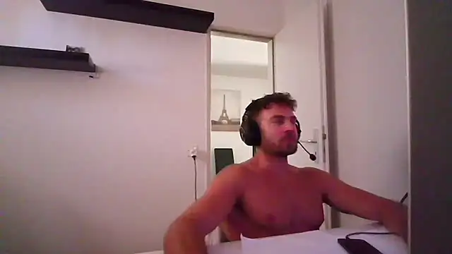 alpha-hunk online show from July 11, 2026, 9:53 am