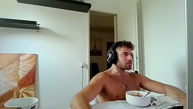 alpha-hunk online show from June 30, 2026, 10:37 am