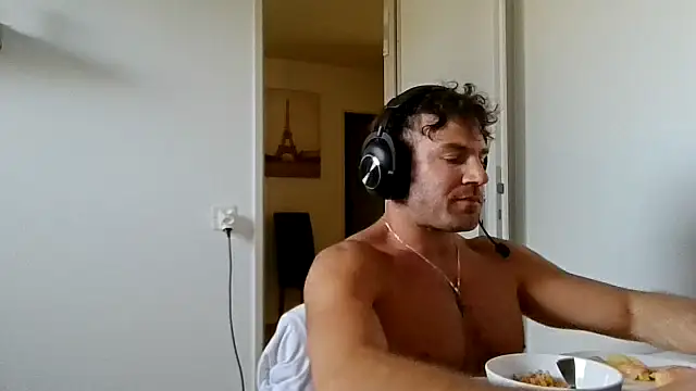 alpha-hunk online show from April 27, 2026, 2:04 pm