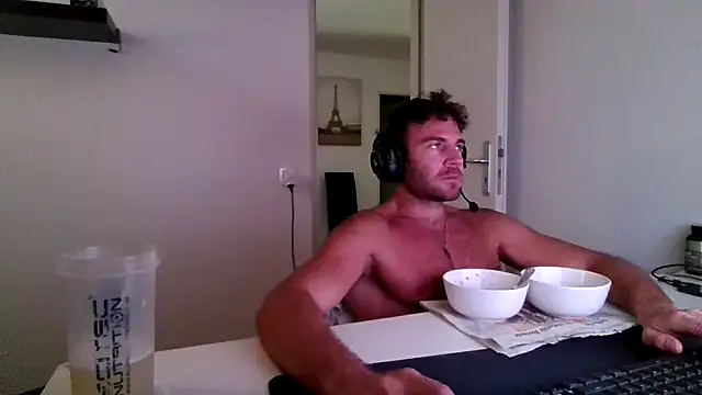 alpha-hunk online show from June 26, 2026, 10:32 am