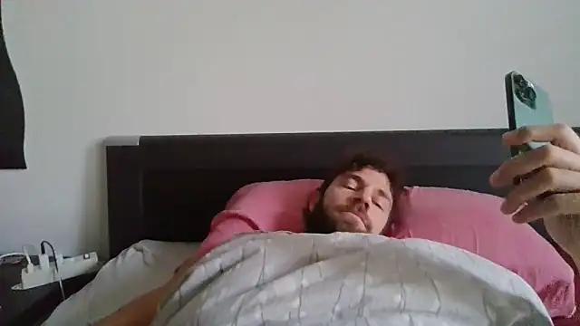 alpha-hunk online show from October 29, 2025, 7:40 am