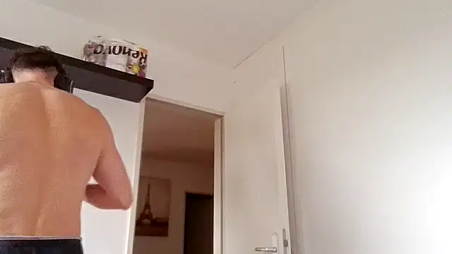 alpha-hunk online show from April 15, 2026, 12:10 pm