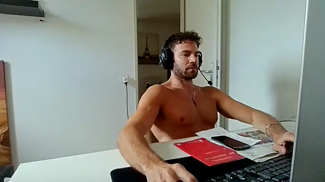 alpha-hunk online show from June 6, 2026, 9:36 am