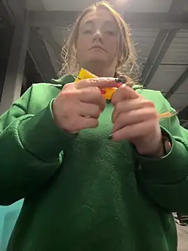 BustyBonnieUK online show from December 20, 2025, 10:23 pm