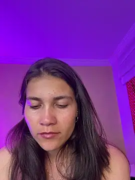 Snapshot of aurora_divine chatting on March 2, 2026, 9:55 pm aurora divine online show from March 2, 2026, 9:55 pm