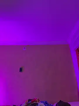 aurora divine online show from March 5, 2026, 9:11 pm