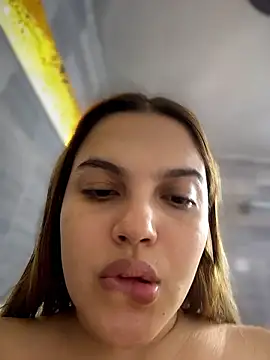 Snapshot of vivicolibri chatting on January 16, 2026, 6:01 pm vivicolibri online show from January 16, 2026, 6:01 pm