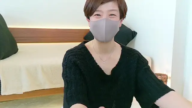 Snapshot of Risa_06 chatting on March 7, 2025, 3:51 am Risa 06 online show from March 7, 2025, 3:51 am