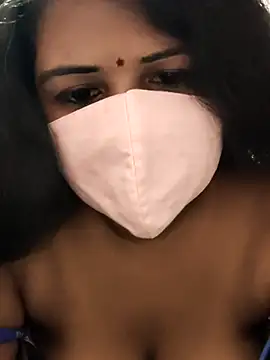 Snapshot of Dr_Chhaya chatting on June 17, 2026, 6:18 pm Dr Chhaya online show from June 17, 2026, 6:18 pm